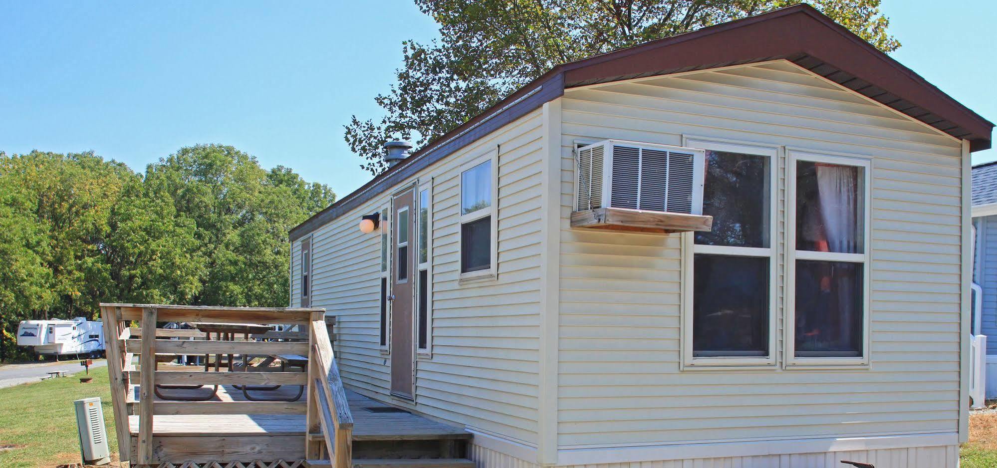 Circle M Rv & Camping Resort - Caravan Park Millersville Exteriör bild